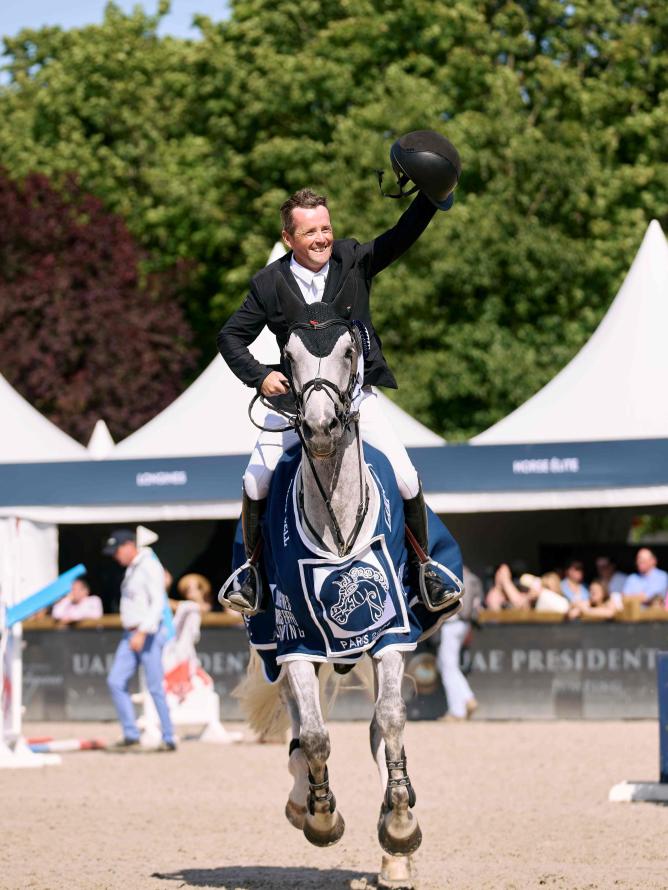 LONGINES PARIS EIFFEL JUMPING Rider