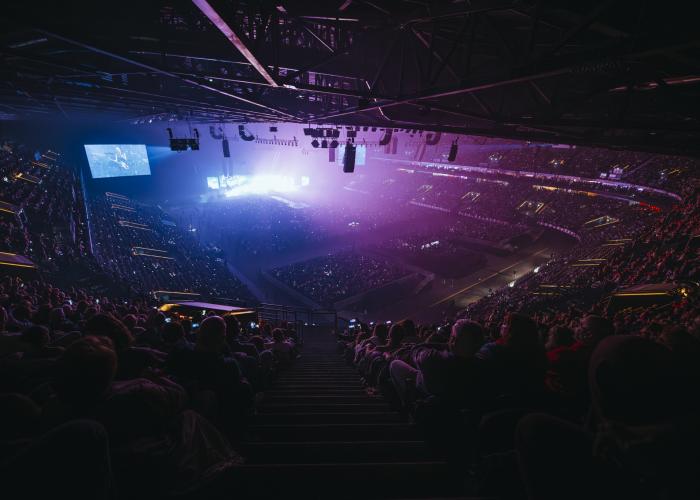 Interieur Salle Concert DuaLipa avec public